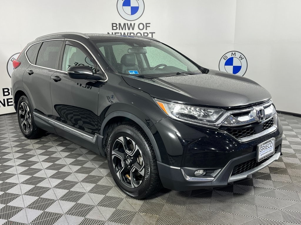 2018 Honda CR-V Touring's photo