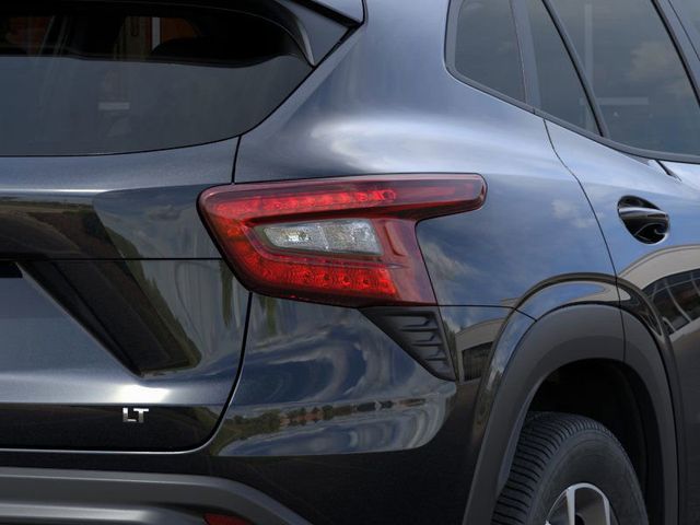 2026 Chevrolet Trax LT photo 3