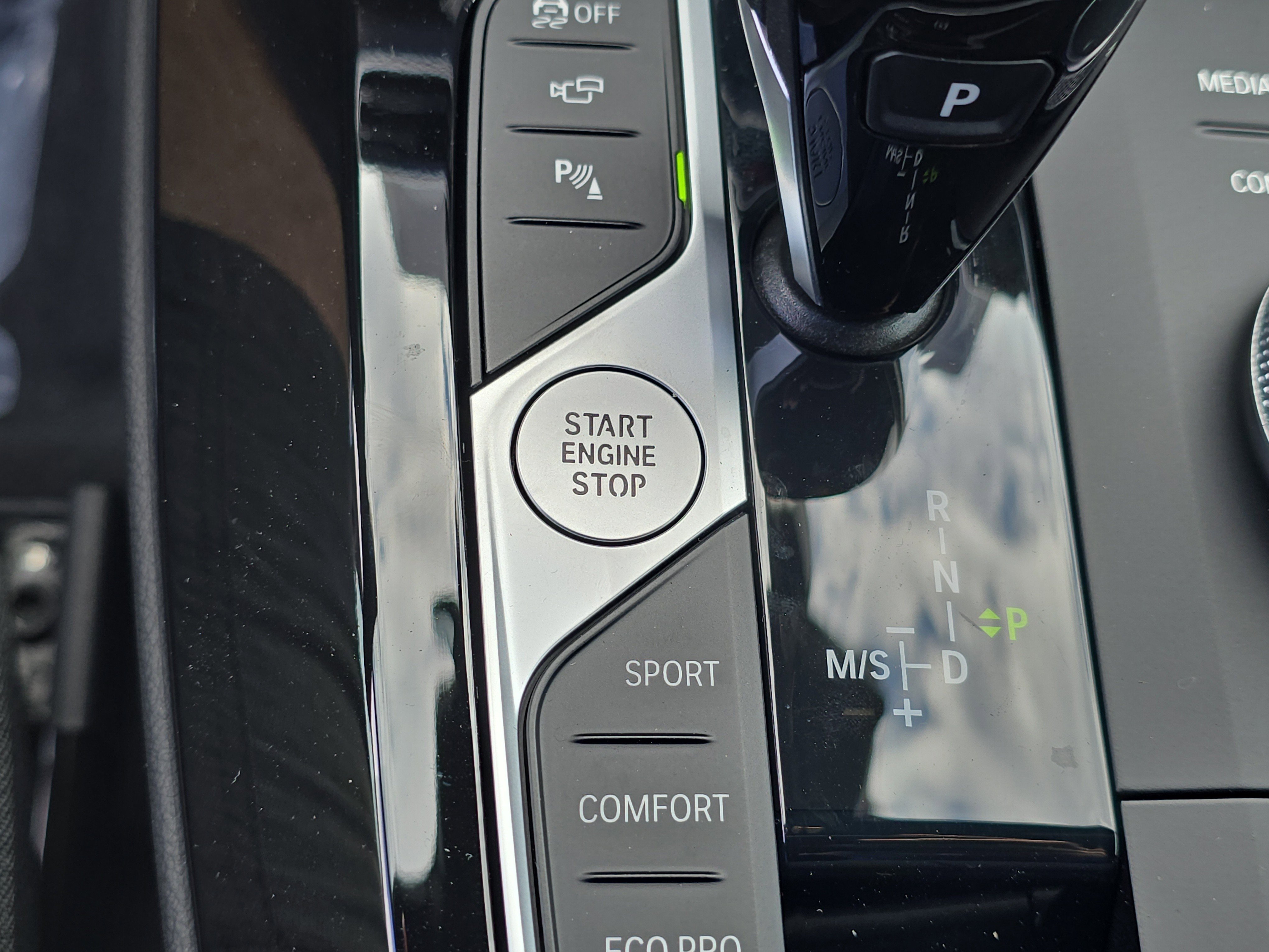 2025 Bmw X4 M40i photo 5