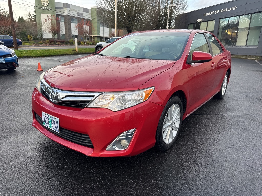 2013 Toyota Camry L photo 2