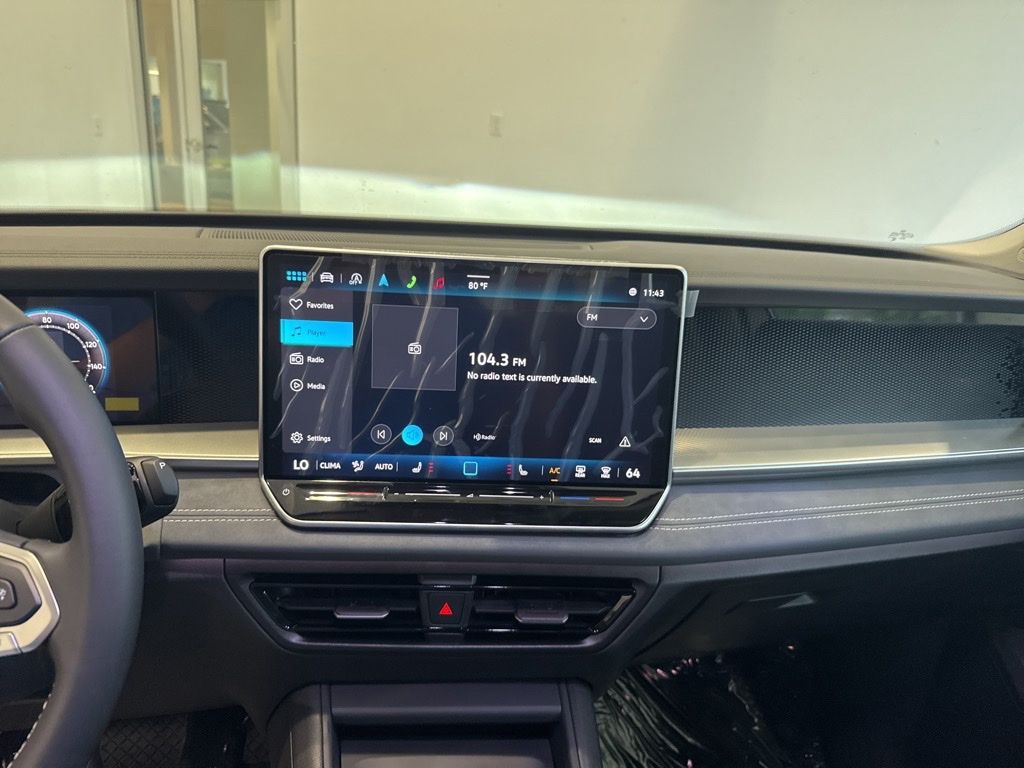 2025 Volkswagen Tiguan SE photo 20