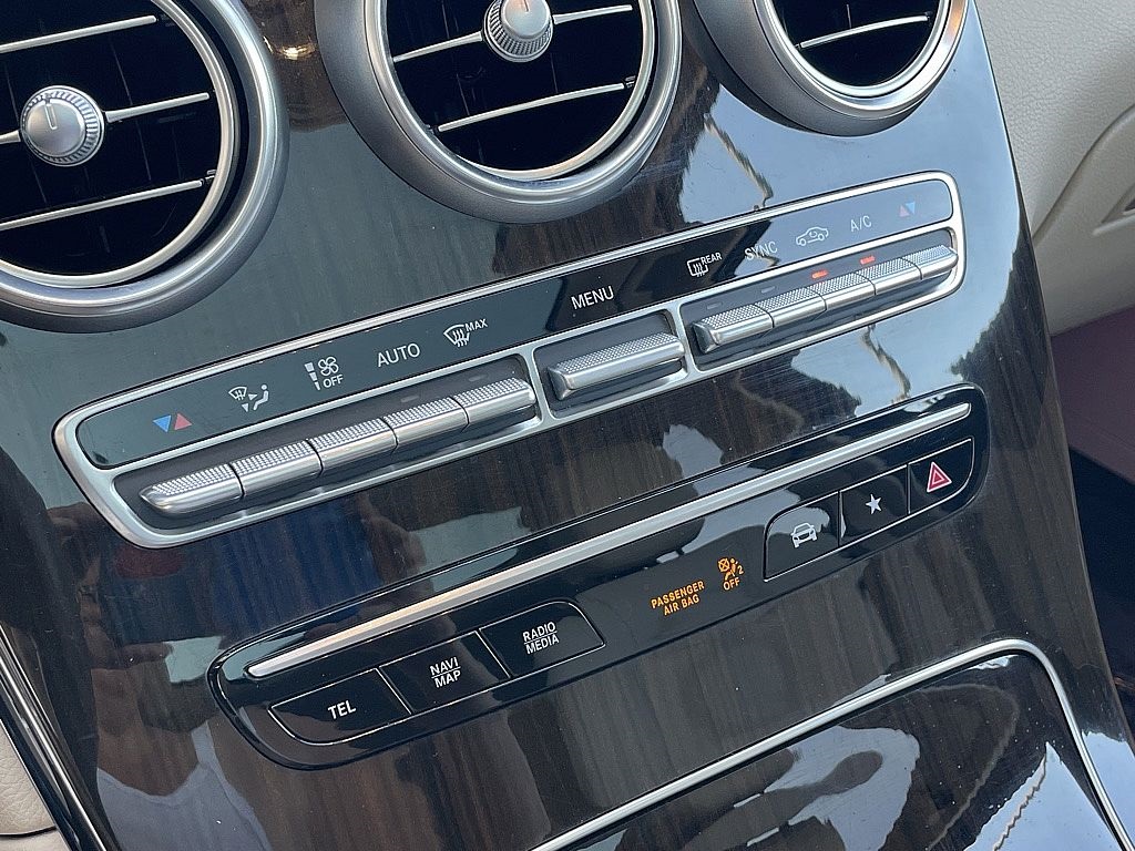 2021 Mercedes Benz GLC 300 4MATIC photo 16