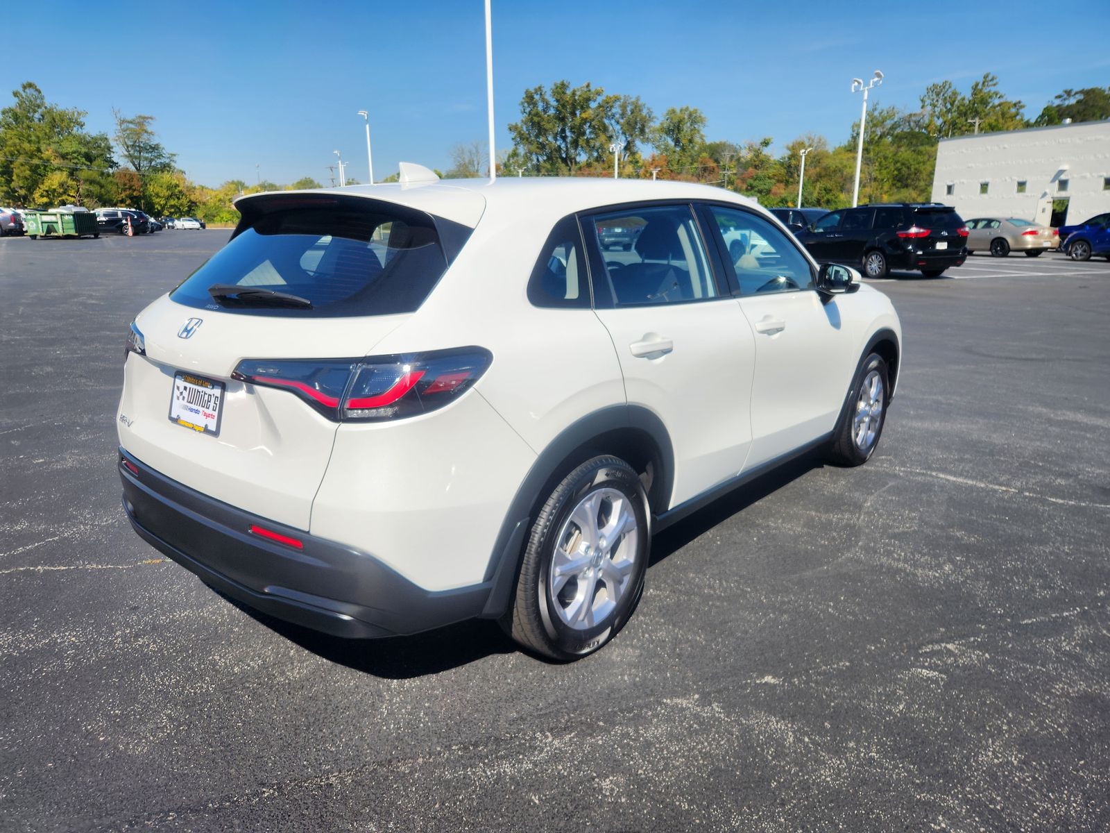 2024 Honda HR-V LX photo 6