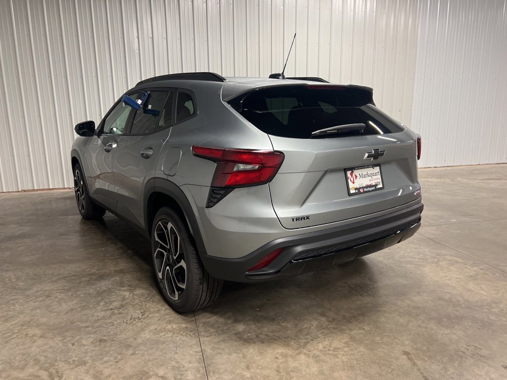 2025 Chevrolet Trax photo 4