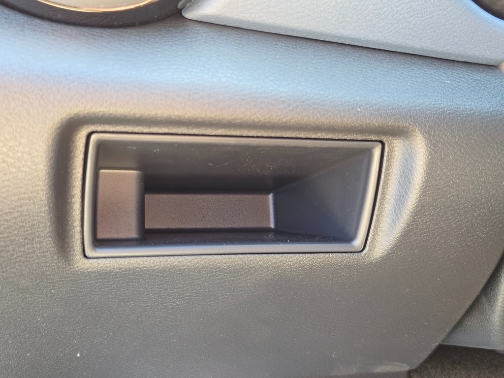 2025 Nissan Versa SV photo 26