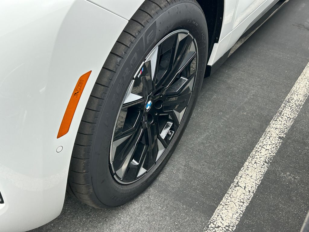 2026 Bmw iX photo 3