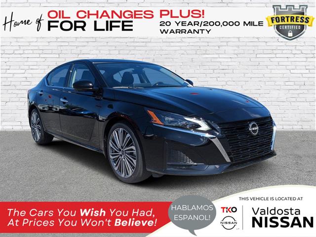 2025 Nissan Altima SL's photo