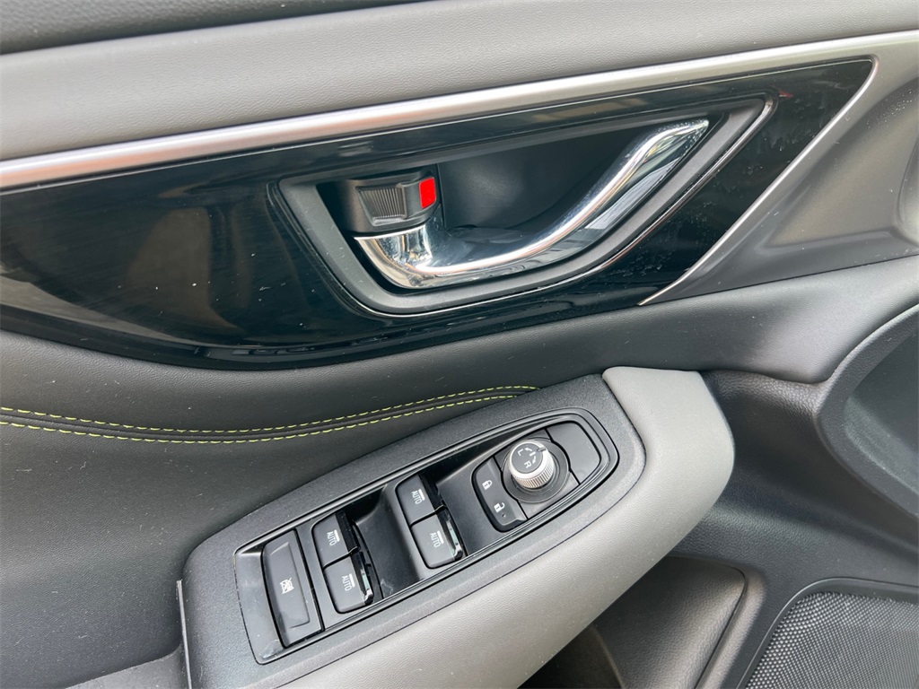 2023 Subaru Outback Onyx Edition photo 10