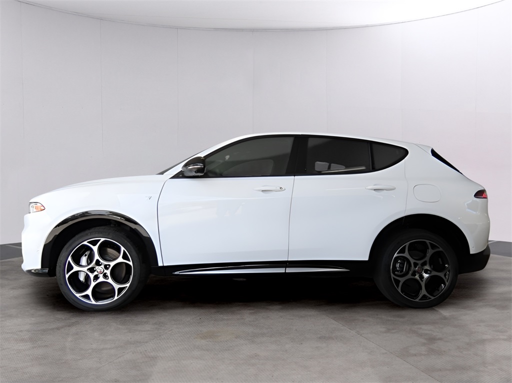 2024 Alfa Romeo Tonale Ti photo 4