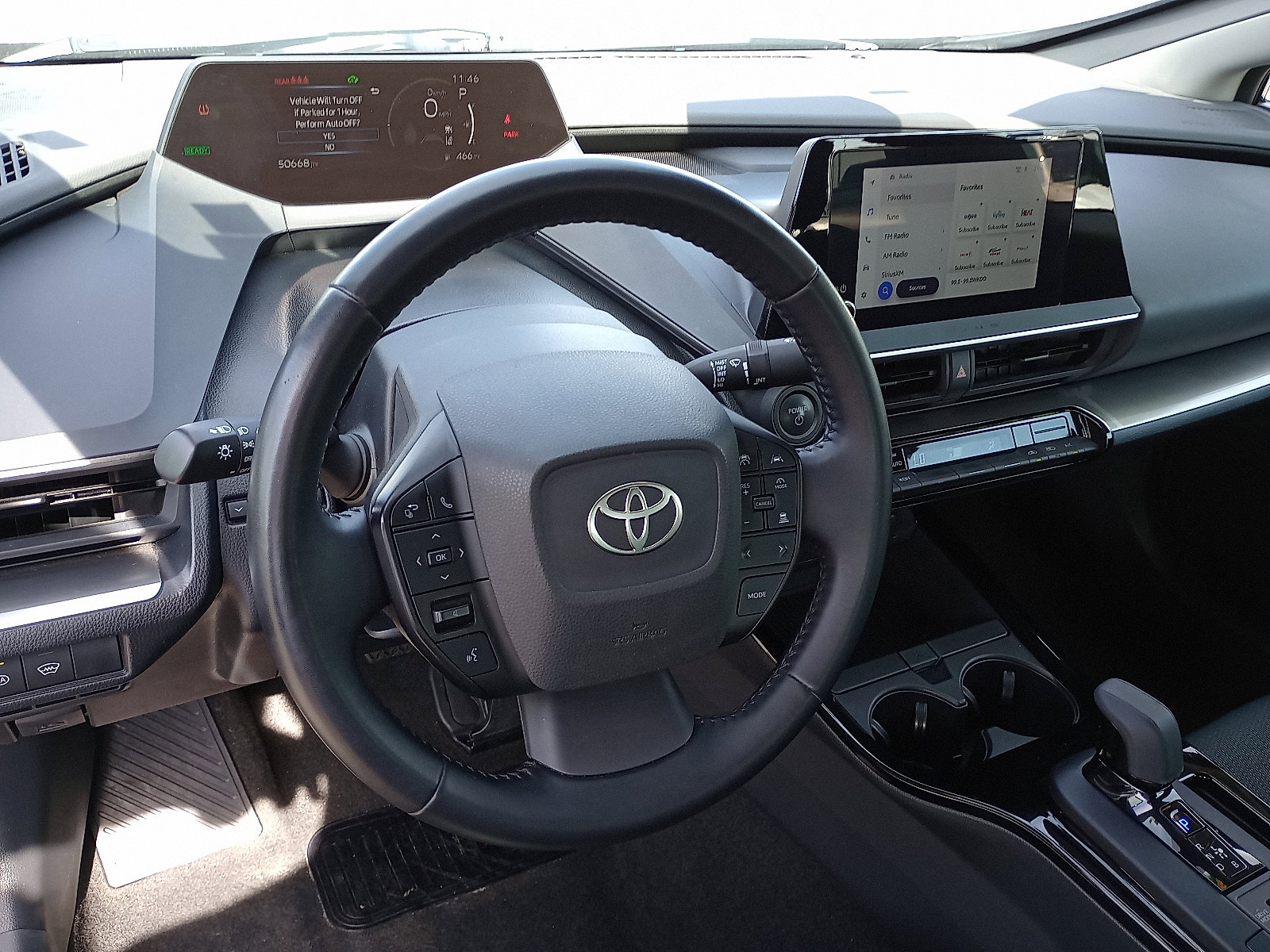 2024 Toyota Prius LE photo 9
