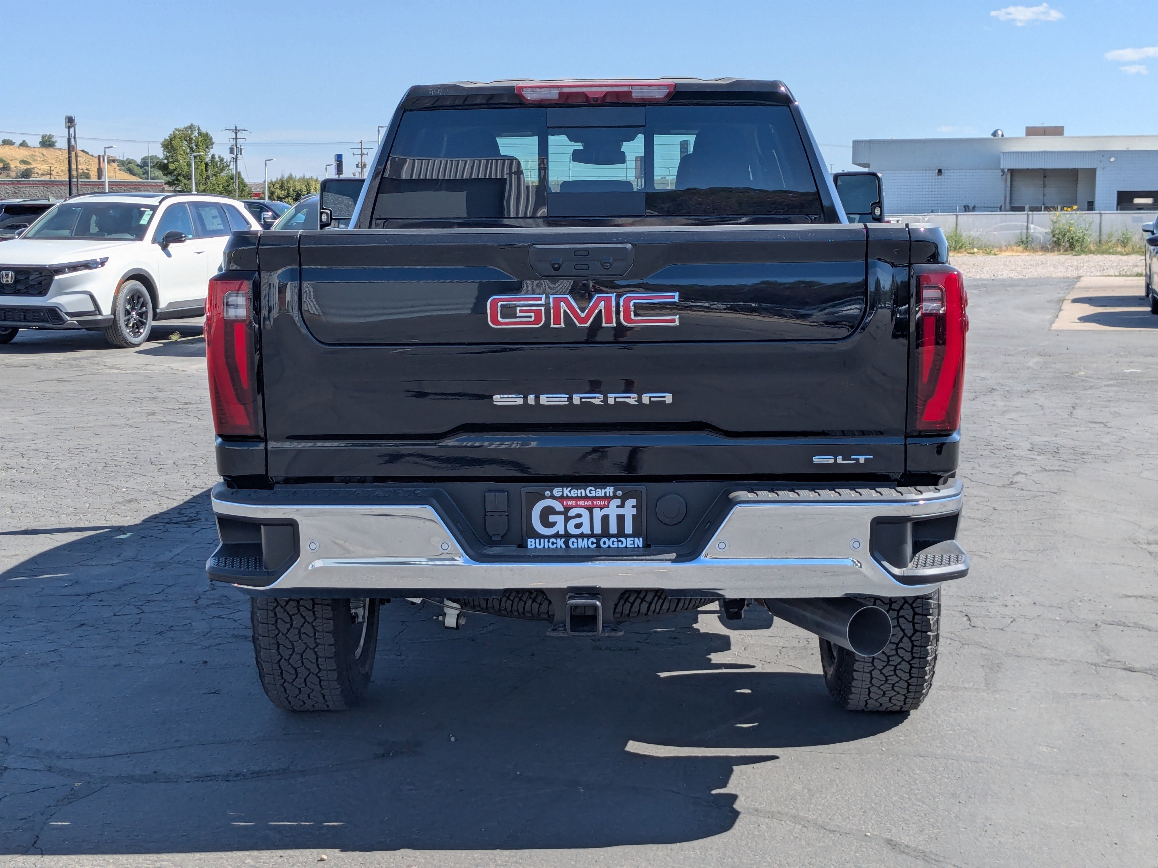 2025 Gmc Sierra 3500 HD SLT photo 2