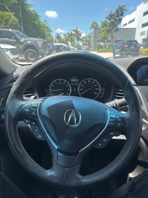 2013 Acura ILX 2.0L Technology photo 9
