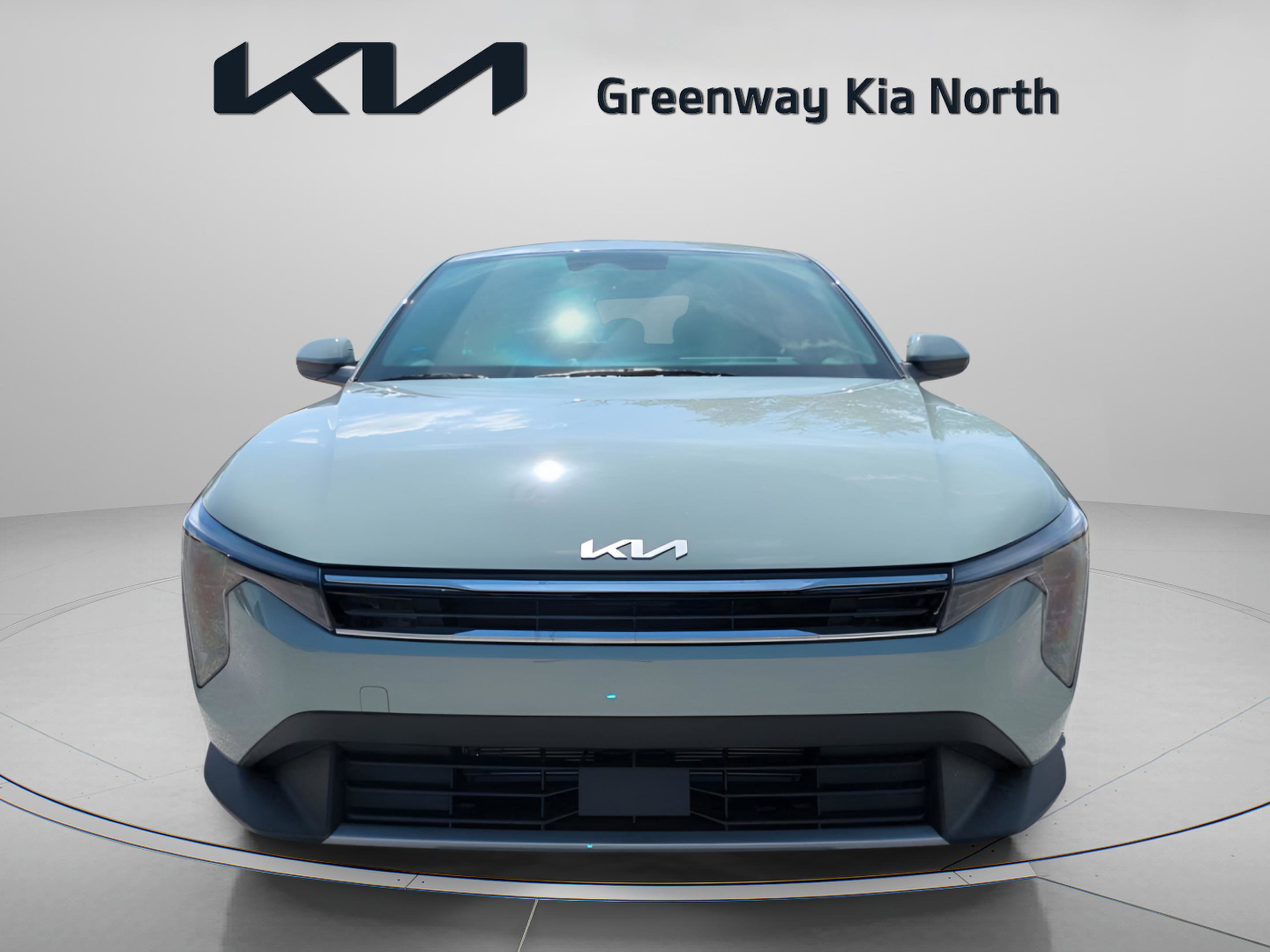 2025 Kia K4 EX photo 2
