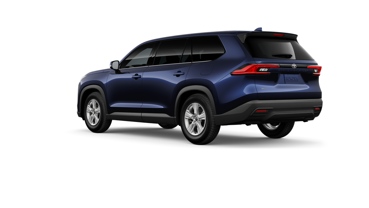 2026 Toyota Grand Highlander LE AWD photo 3