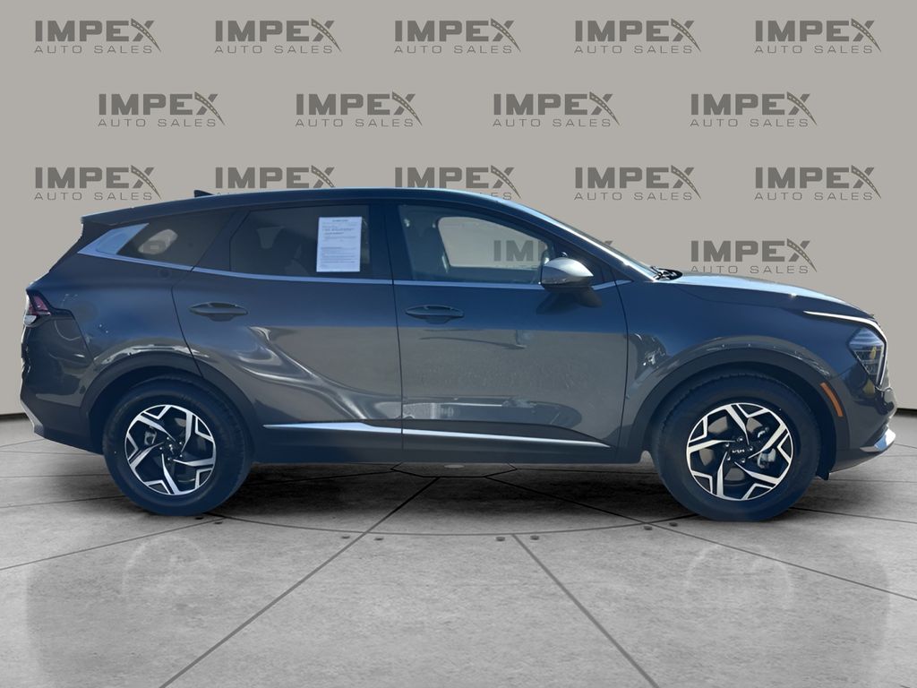 Image of Used 2024 Kia Sportage LX