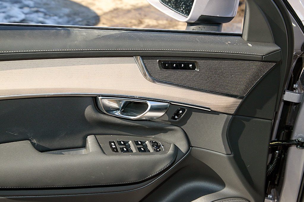 2026 VOLVO XC90 - Image 10