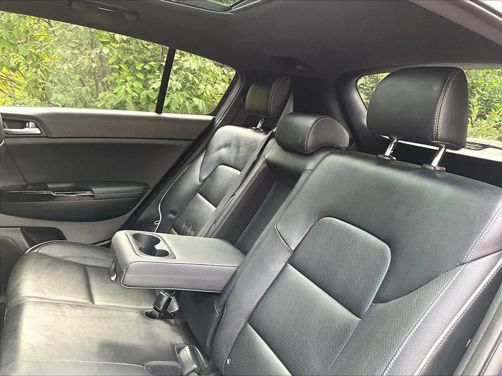 2020 Kia Sportage SX photo 24
