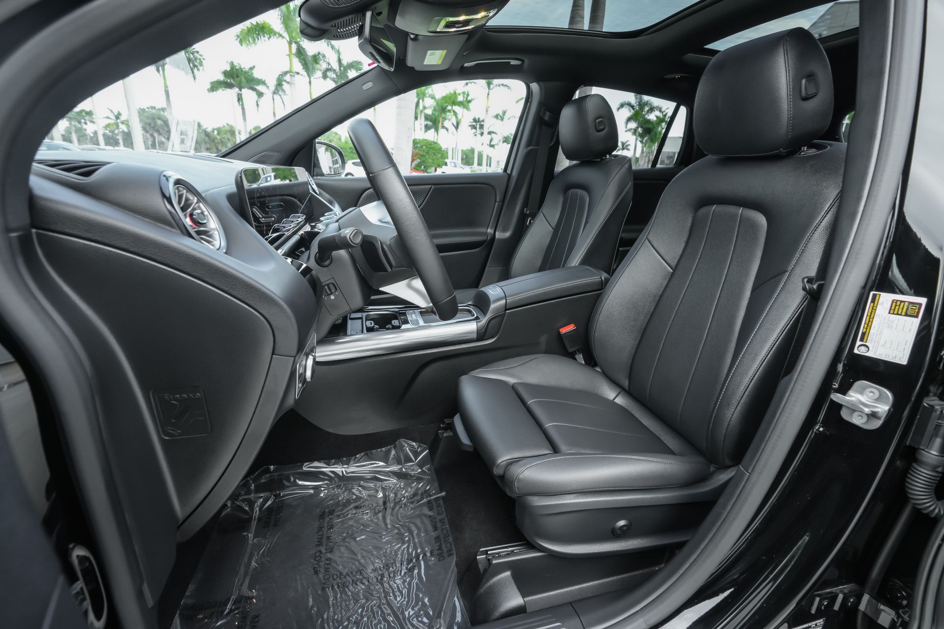 2025 Mercedes Benz GLA 250 4MATIC photo 16