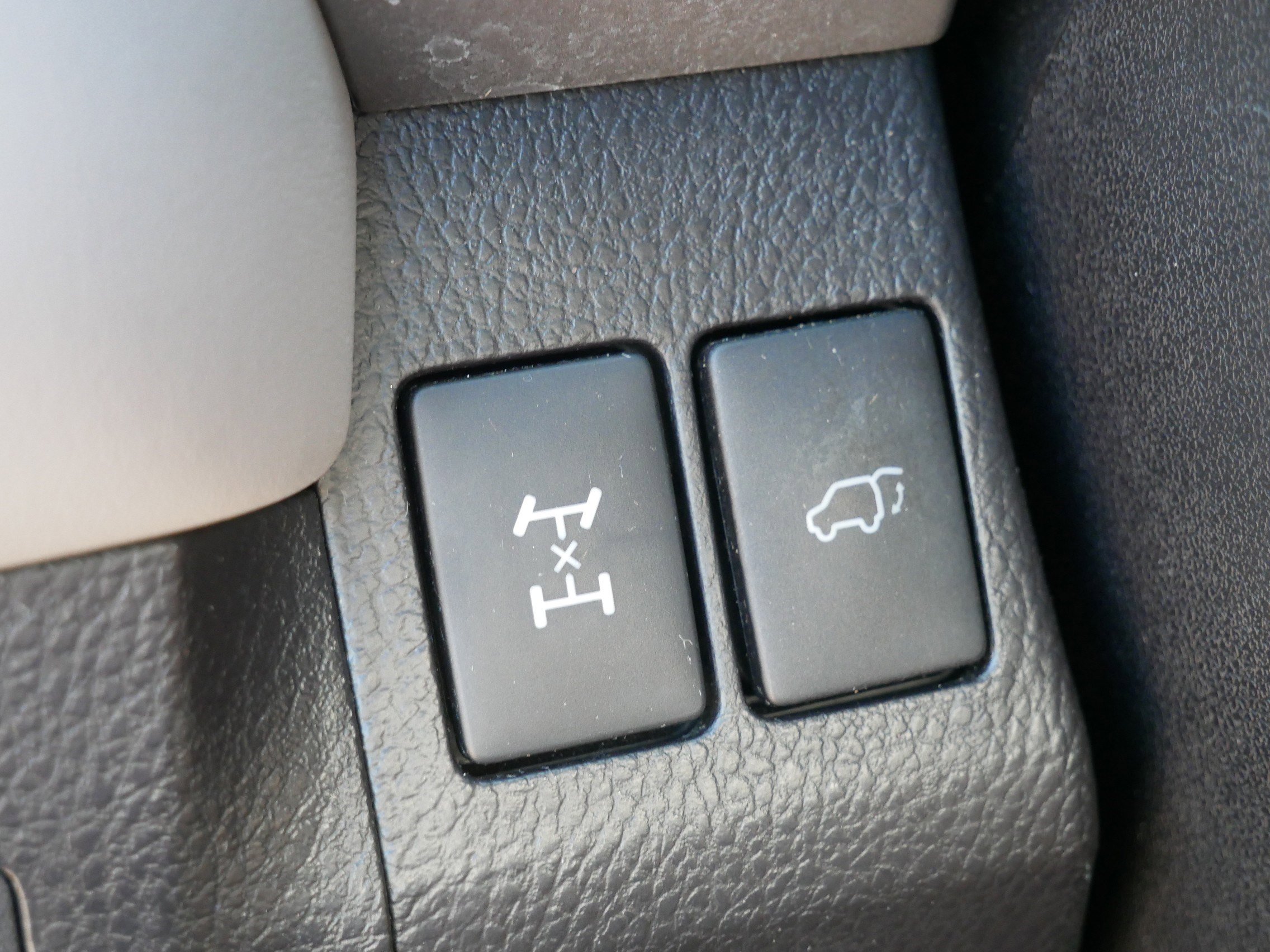 2018 Toyota RAV4 Limited photo 22