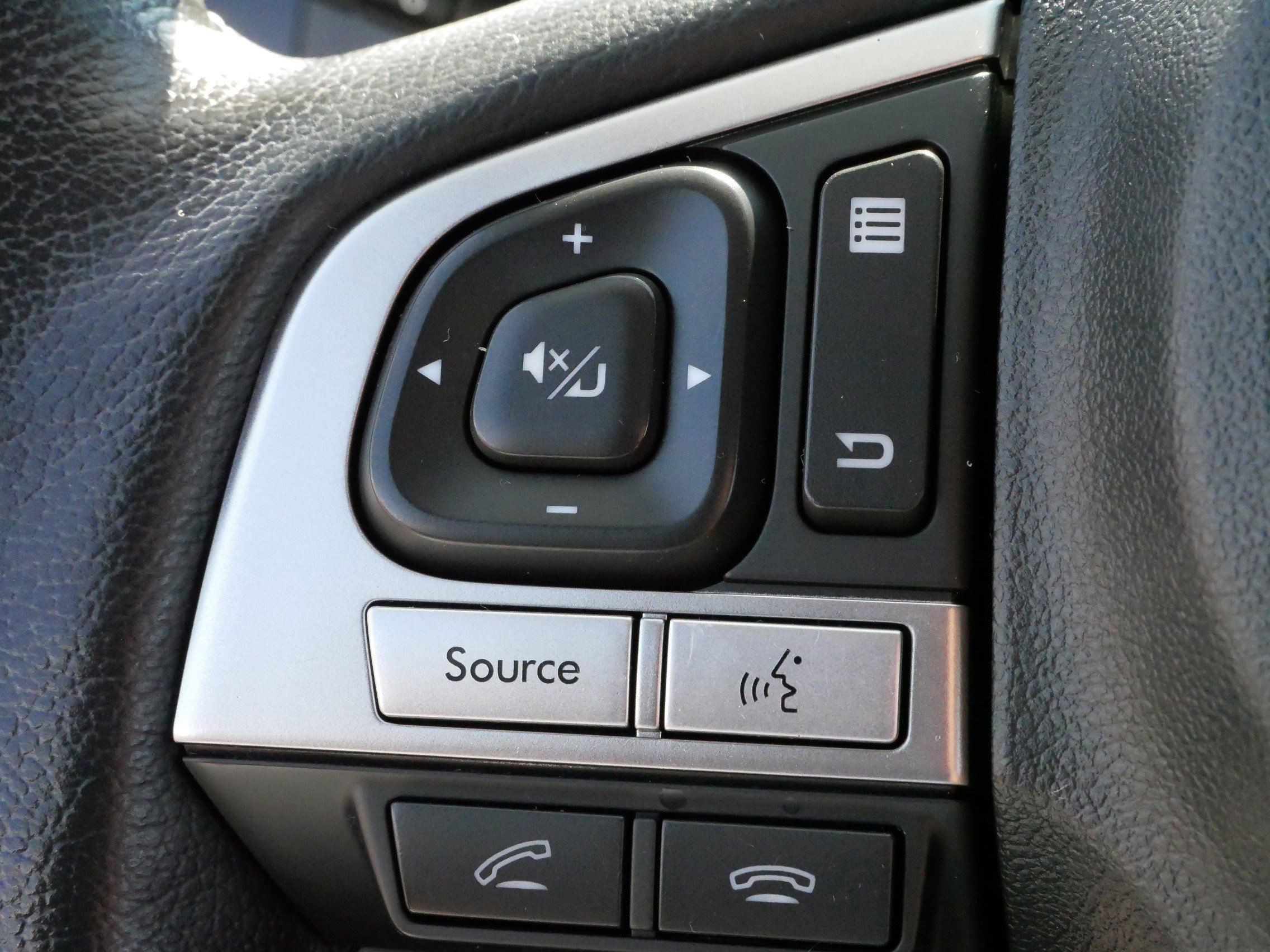 2018 Subaru Forester Touring photo 21