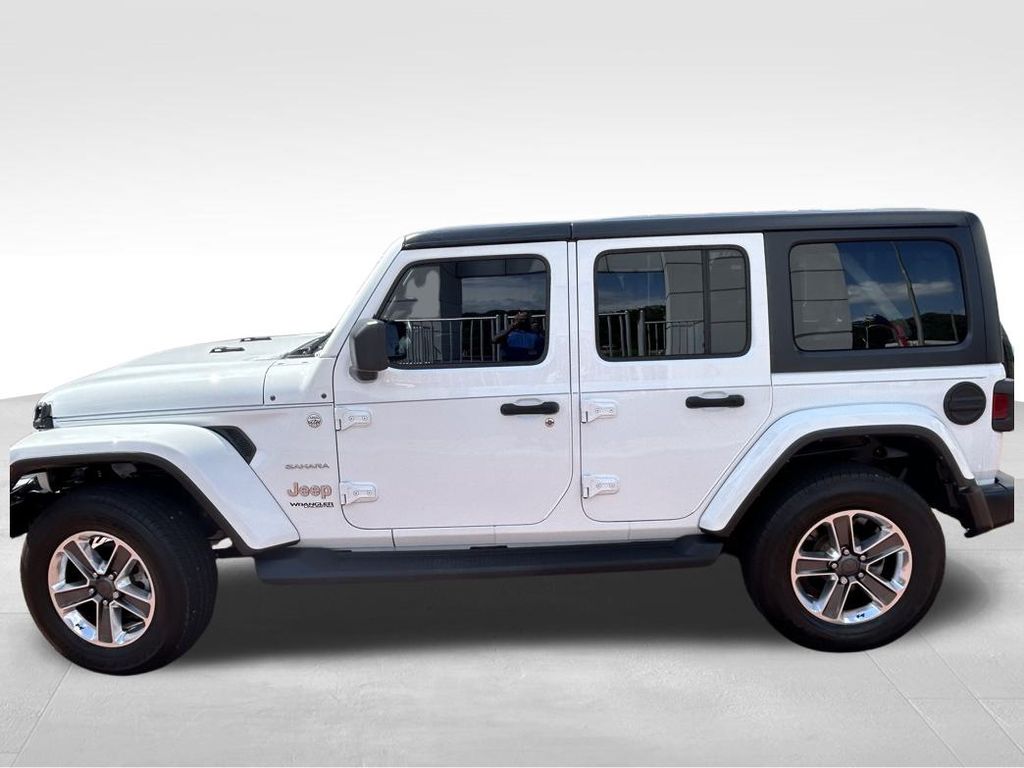 2021 Jeep Wrangler Unlimited Sahara photo 27