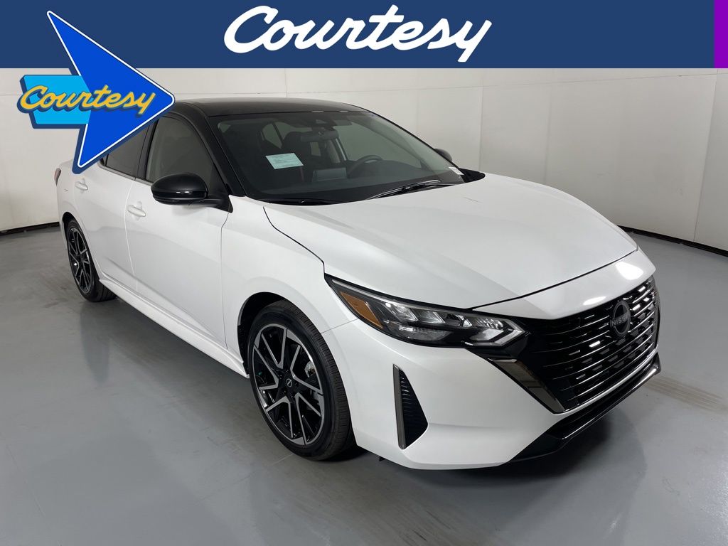 2025 Nissan Sentra SR's photo