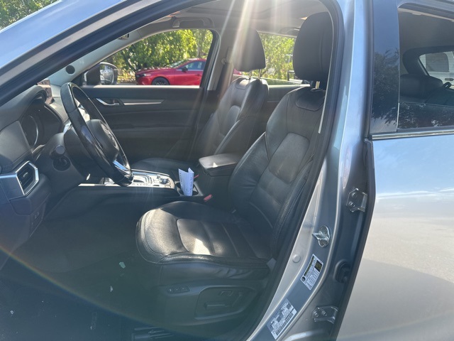 2017 Mazda CX-5 Grand Touring photo 16