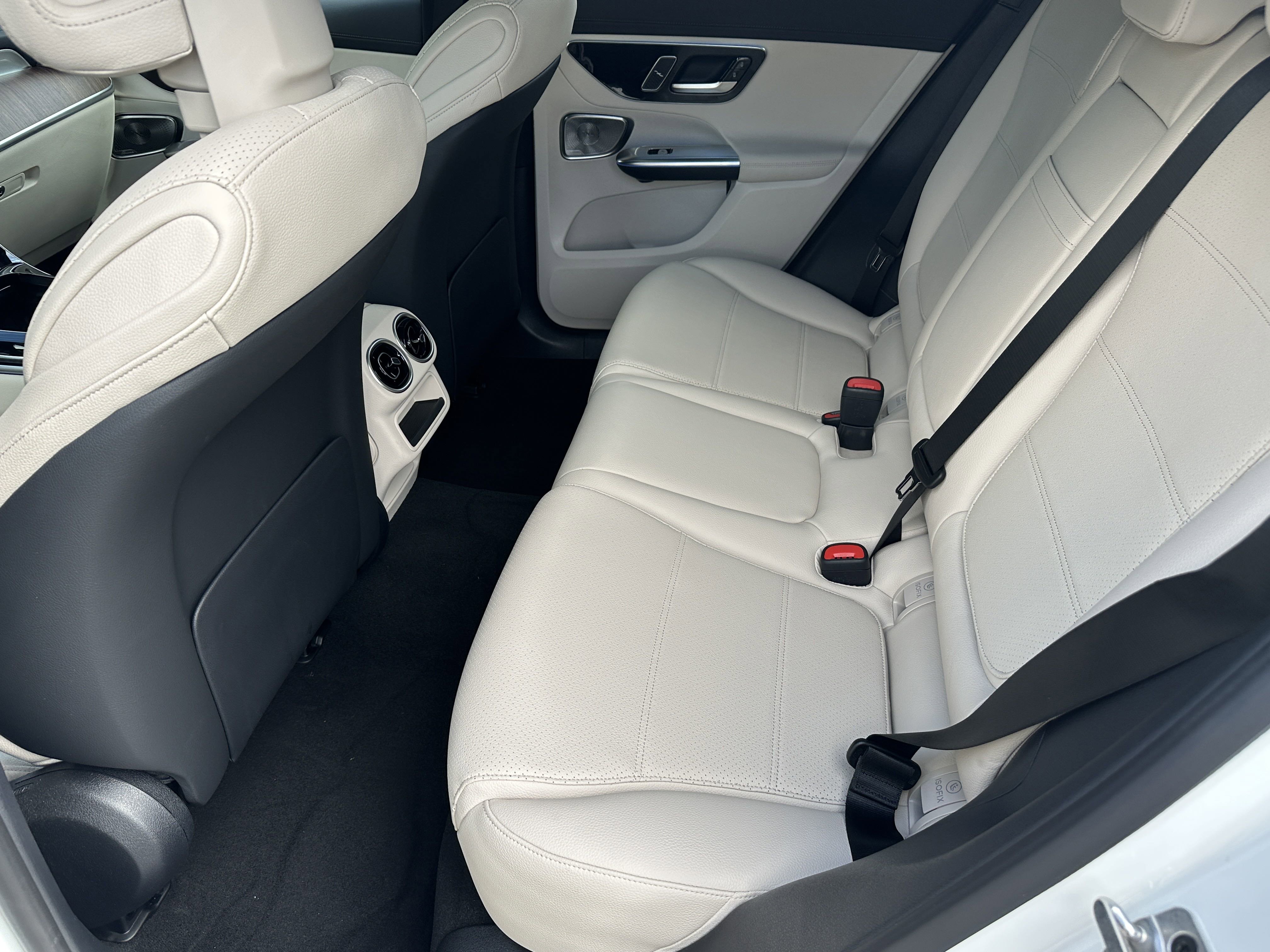 2025 Mercedes Benz GLC 350e 4MATIC photo 10