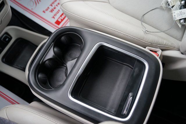 2021 CHRYSLER PACIFICA - Image 19