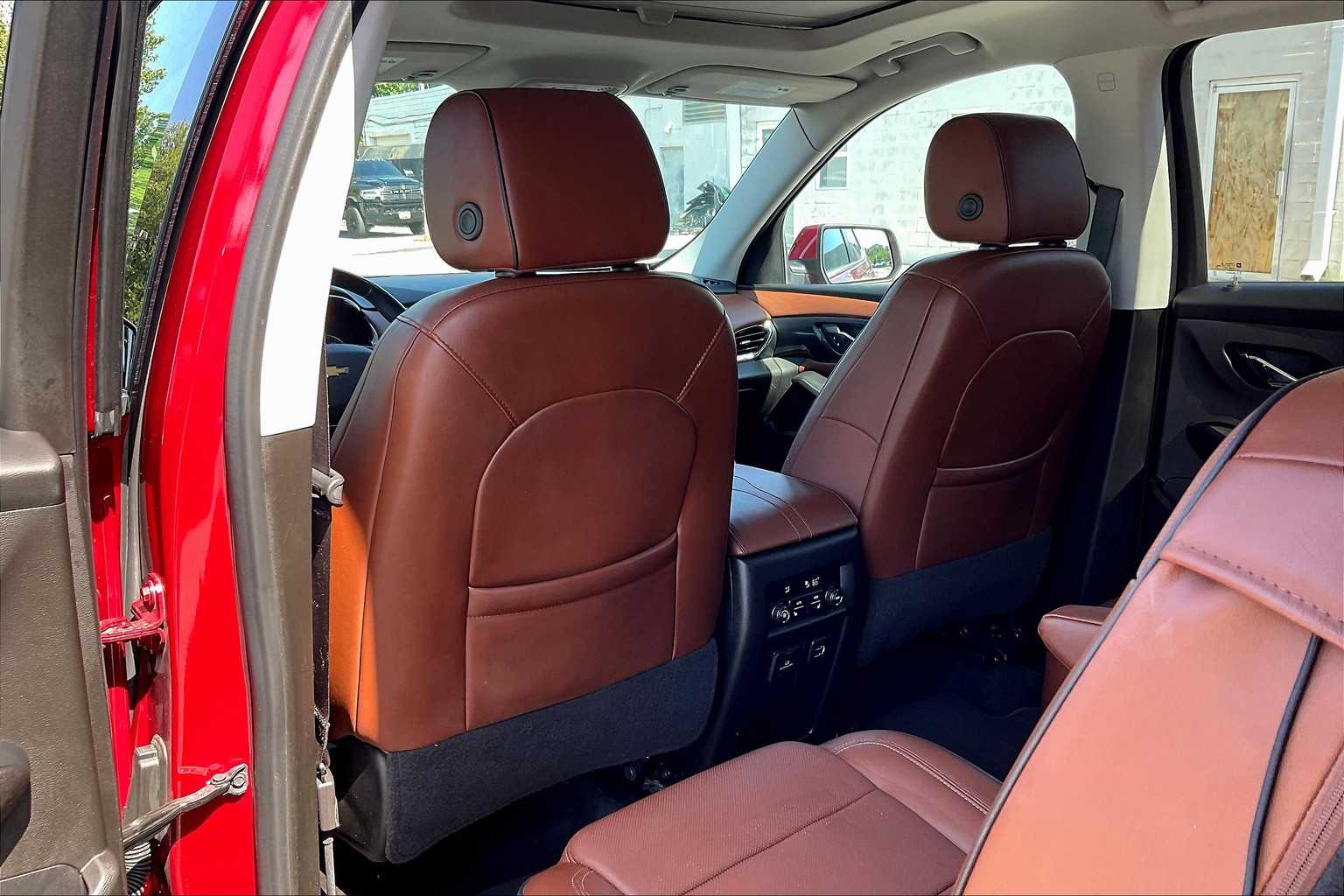 2021 Chevrolet Traverse High Country photo 21