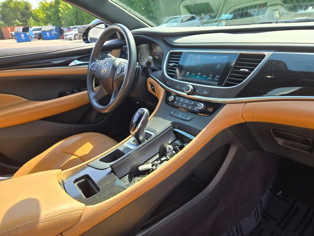 2018 Buick LaCrosse Premium photo 3