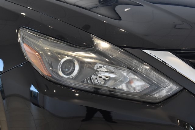 2017 Nissan Altima 2.5 SL photo 2
