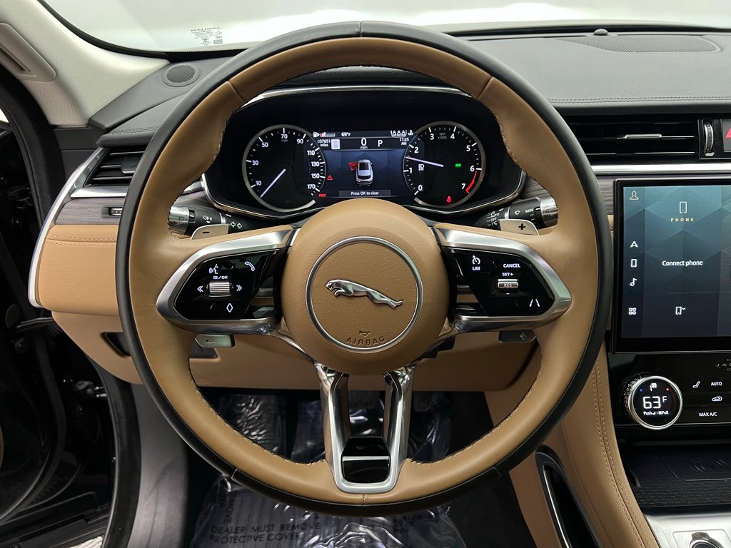 2022 Jaguar F-PACE P250 S photo 28