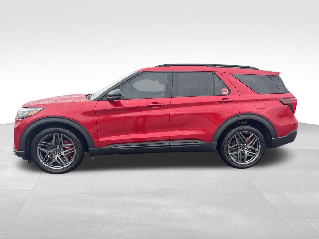 2025 Ford Explorer ST photo 2