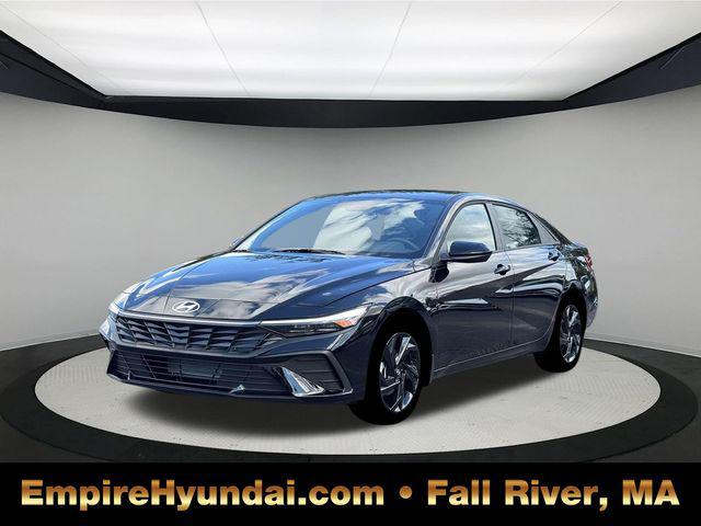 2026 Hyundai Elantra SEL's photo