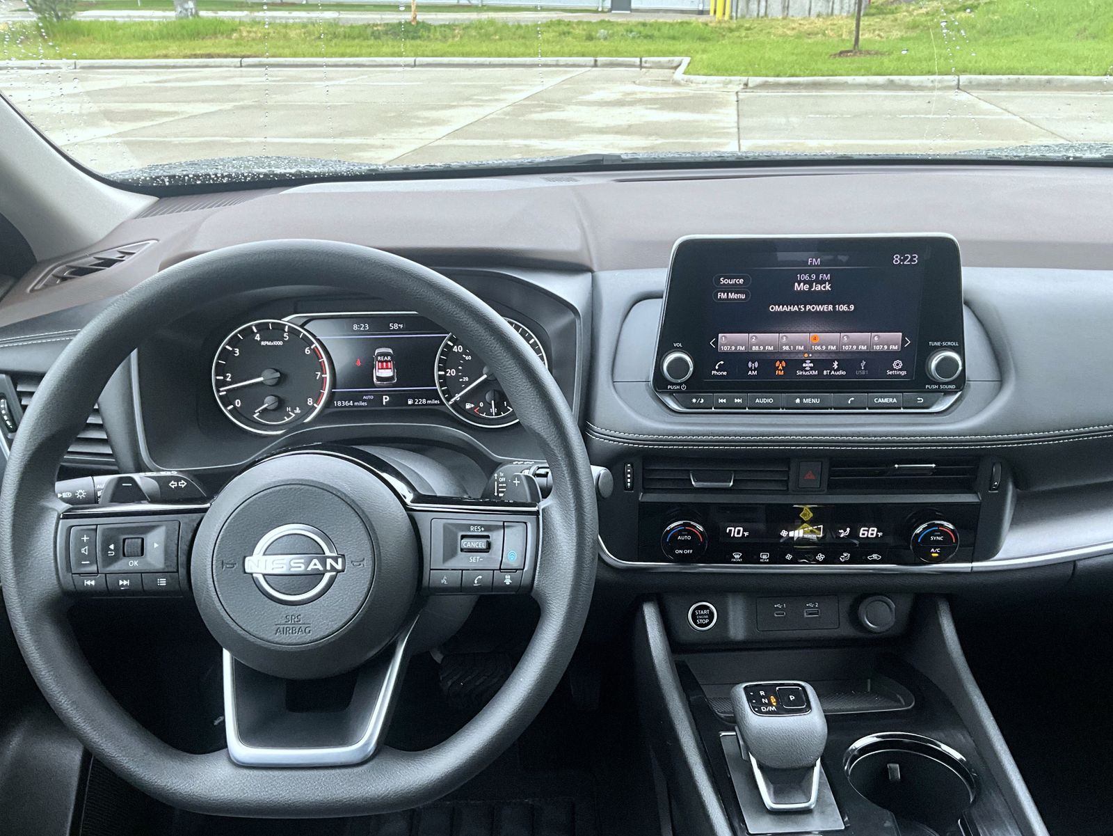 2023 Nissan Rogue SV AWD photo 13
