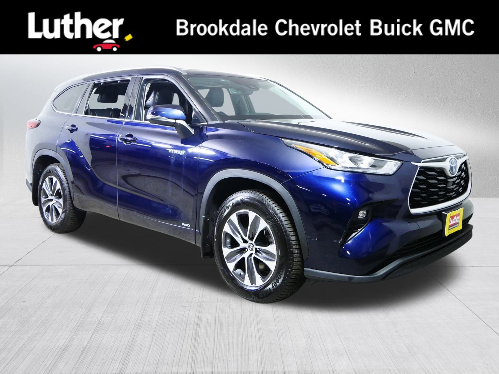 2020 Toyota Highlander XLE's photo