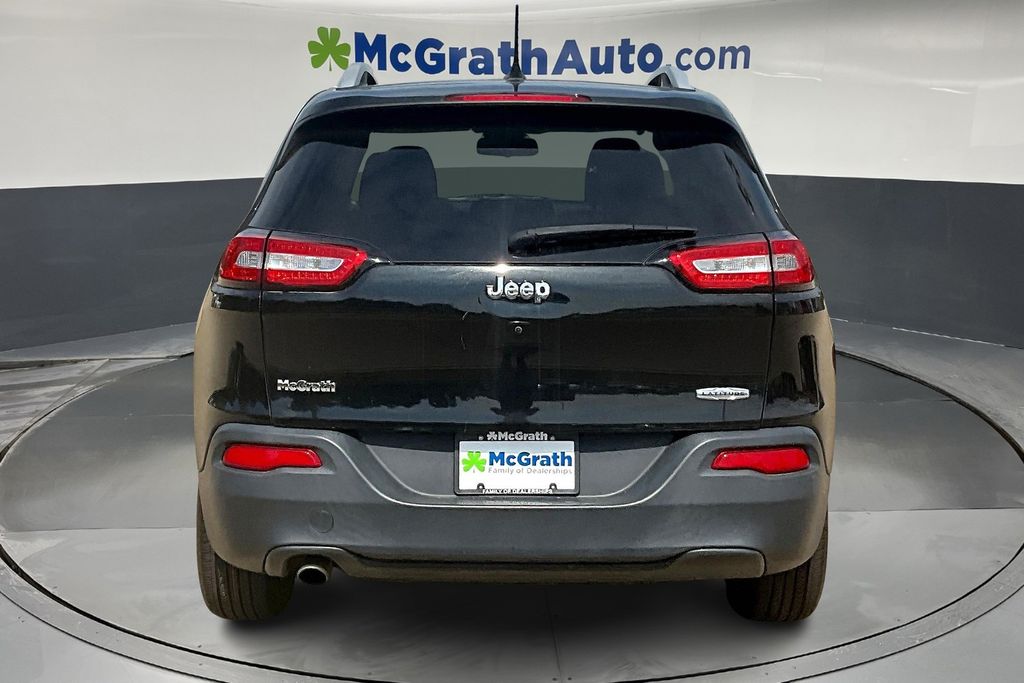 2016 Jeep Cherokee Latitude photo 5