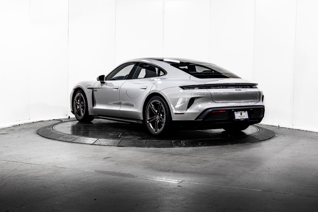 2025 Porsche Taycan Turbo photo 3