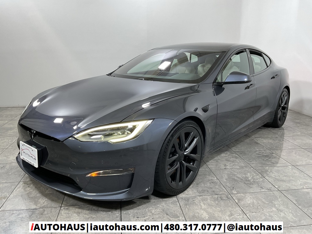 2021 Tesla Model S Plaid photo 2