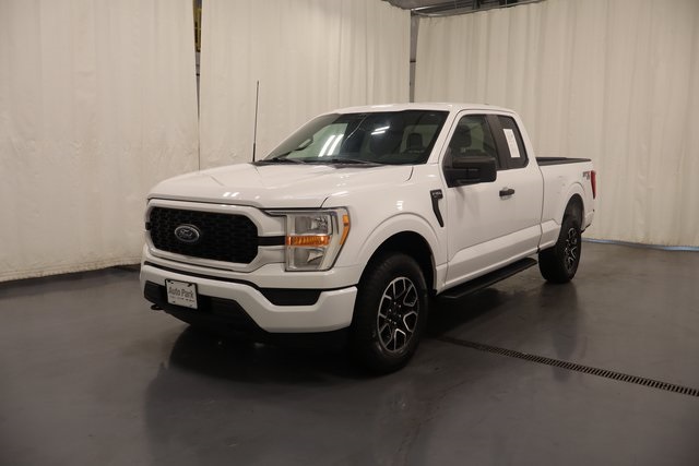 2022 Ford F-150 XL photo 3