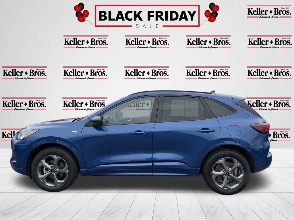 2023 Ford Escape ST-Line photo 3