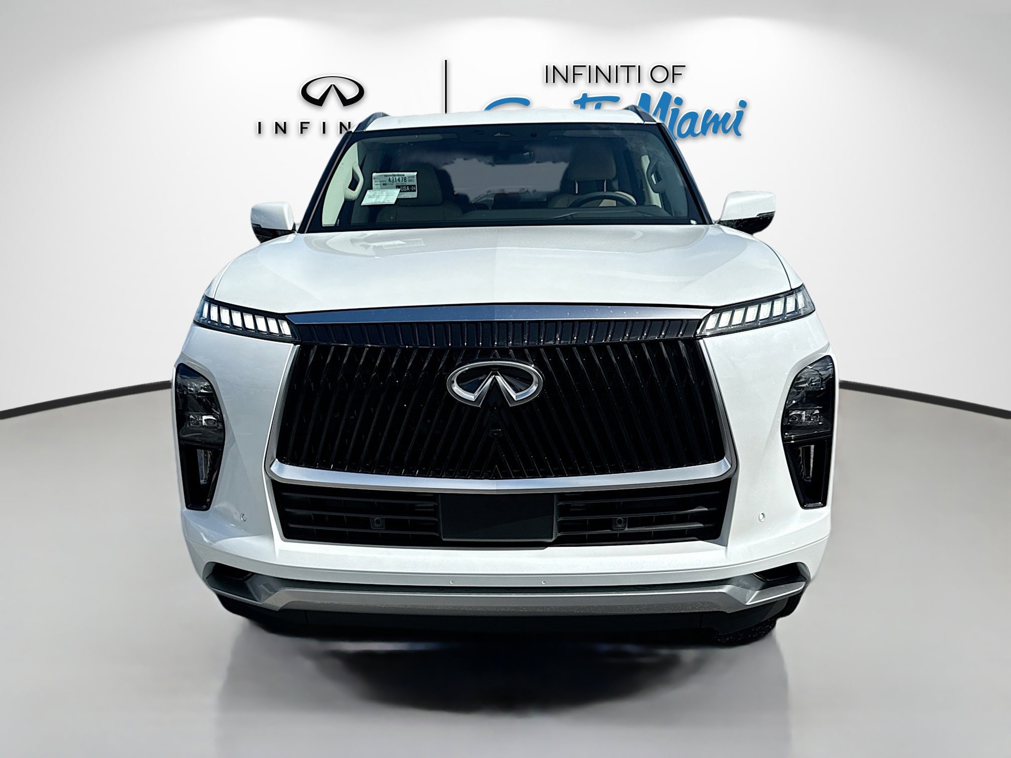 2026 Infiniti QX80 Pure photo 2
