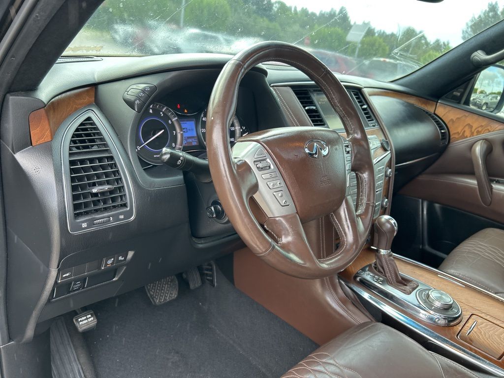 2016 Infiniti QX80 Limited photo 14