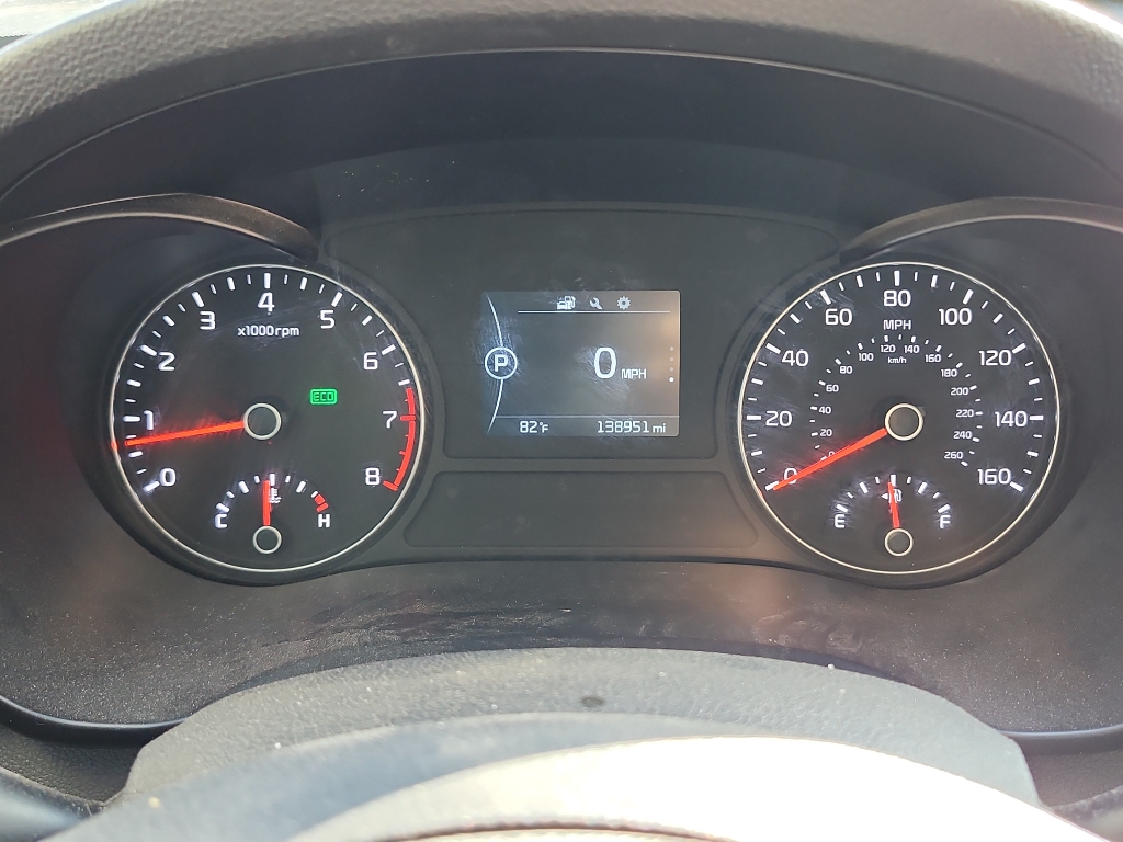 2017 Kia Optima LX photo 16