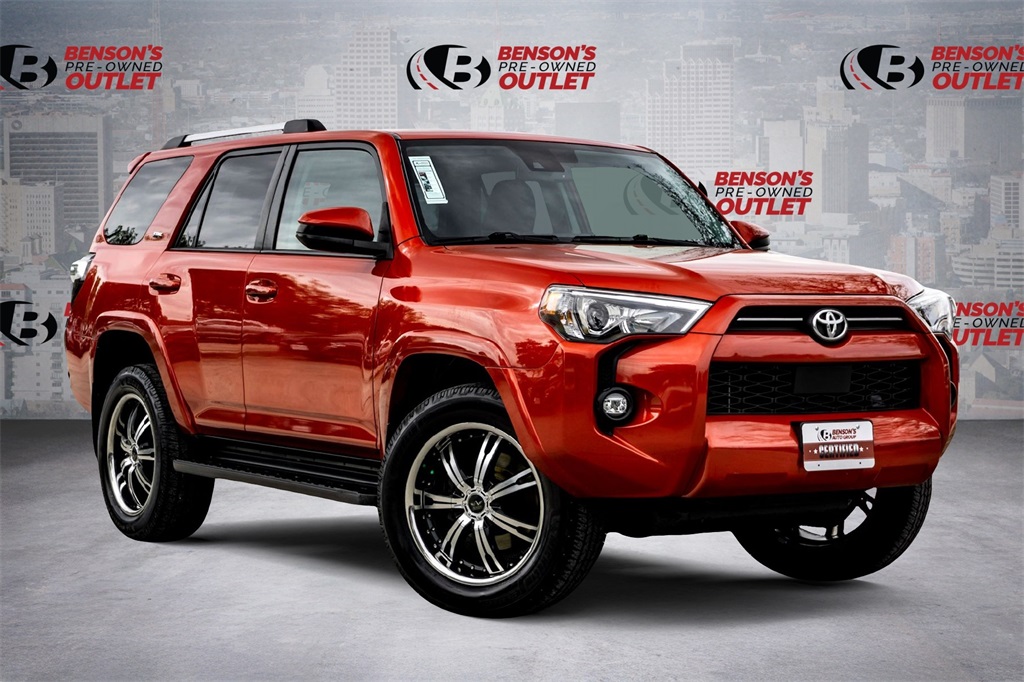 2022 Toyota 4Runner SR5's photo