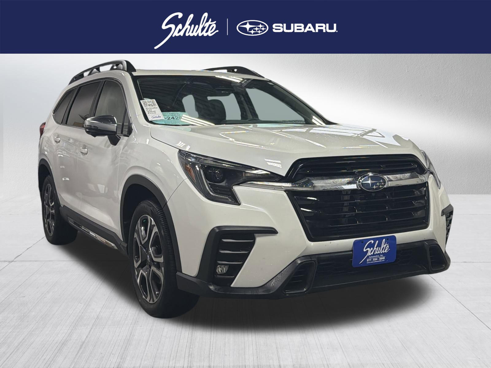 2023 Subaru Ascent Limited's photo