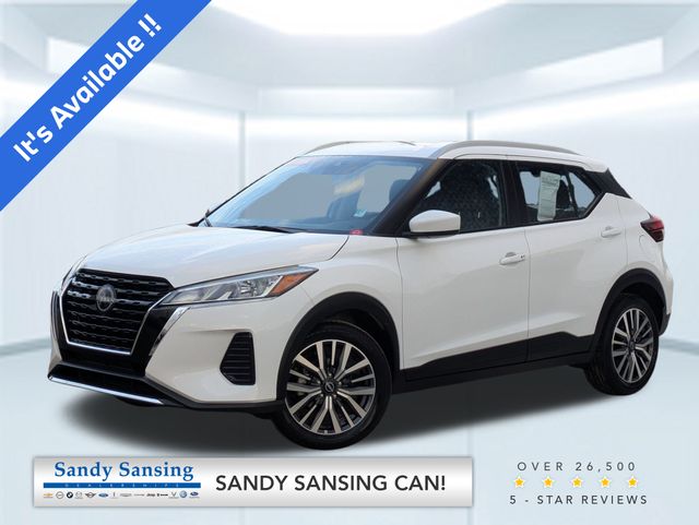 2023 Nissan Kicks SV's photo