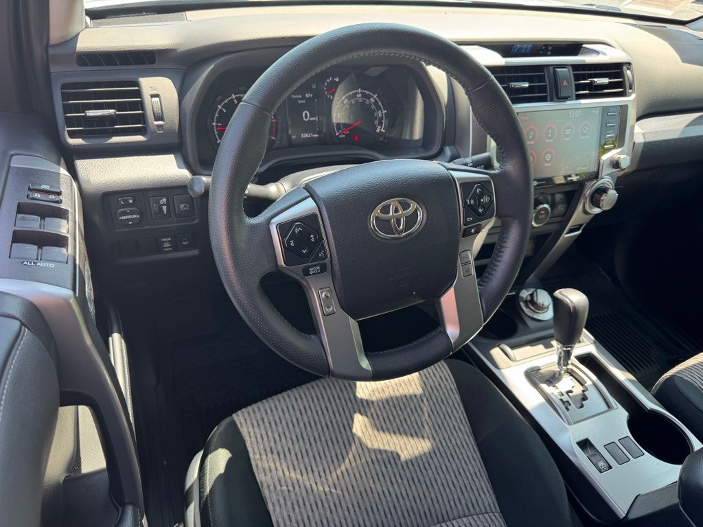 2024 Toyota 4Runner SR5 photo 16