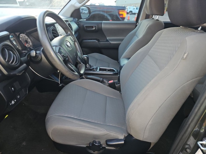 2021 Toyota Tacoma SR5 photo 26